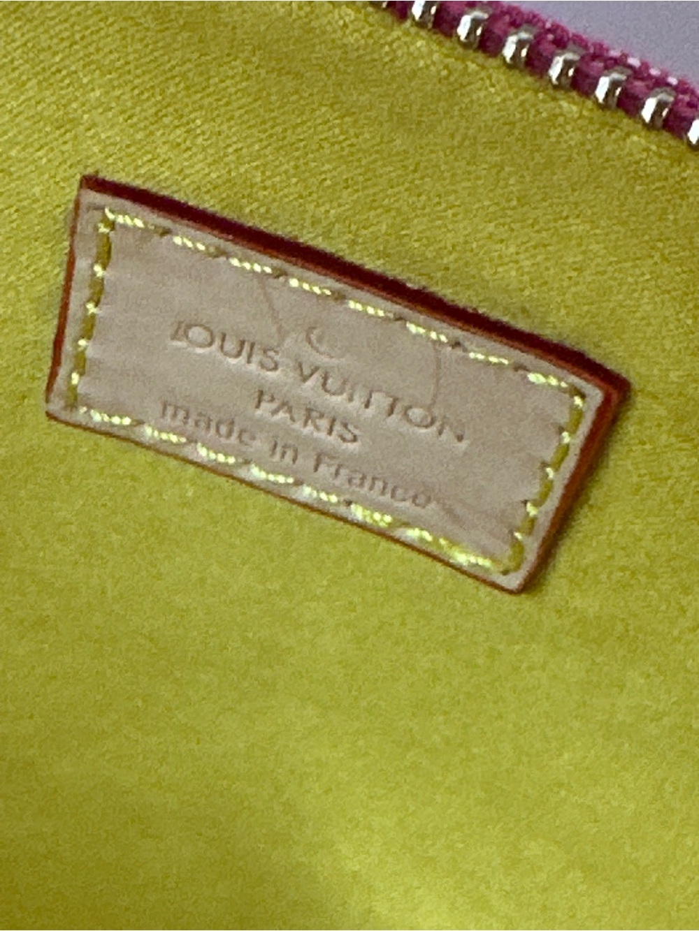 Hot pink Jean Satchel with Gold Hardware two front pockets! - Picture 7 of 9